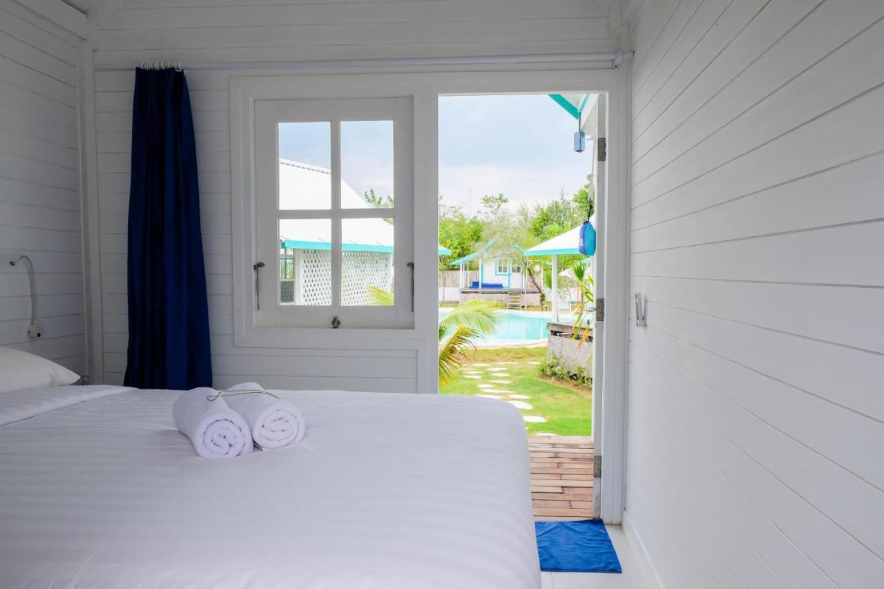 Отель Le Pirate Gili Meno - Adults Only Экстерьер фото