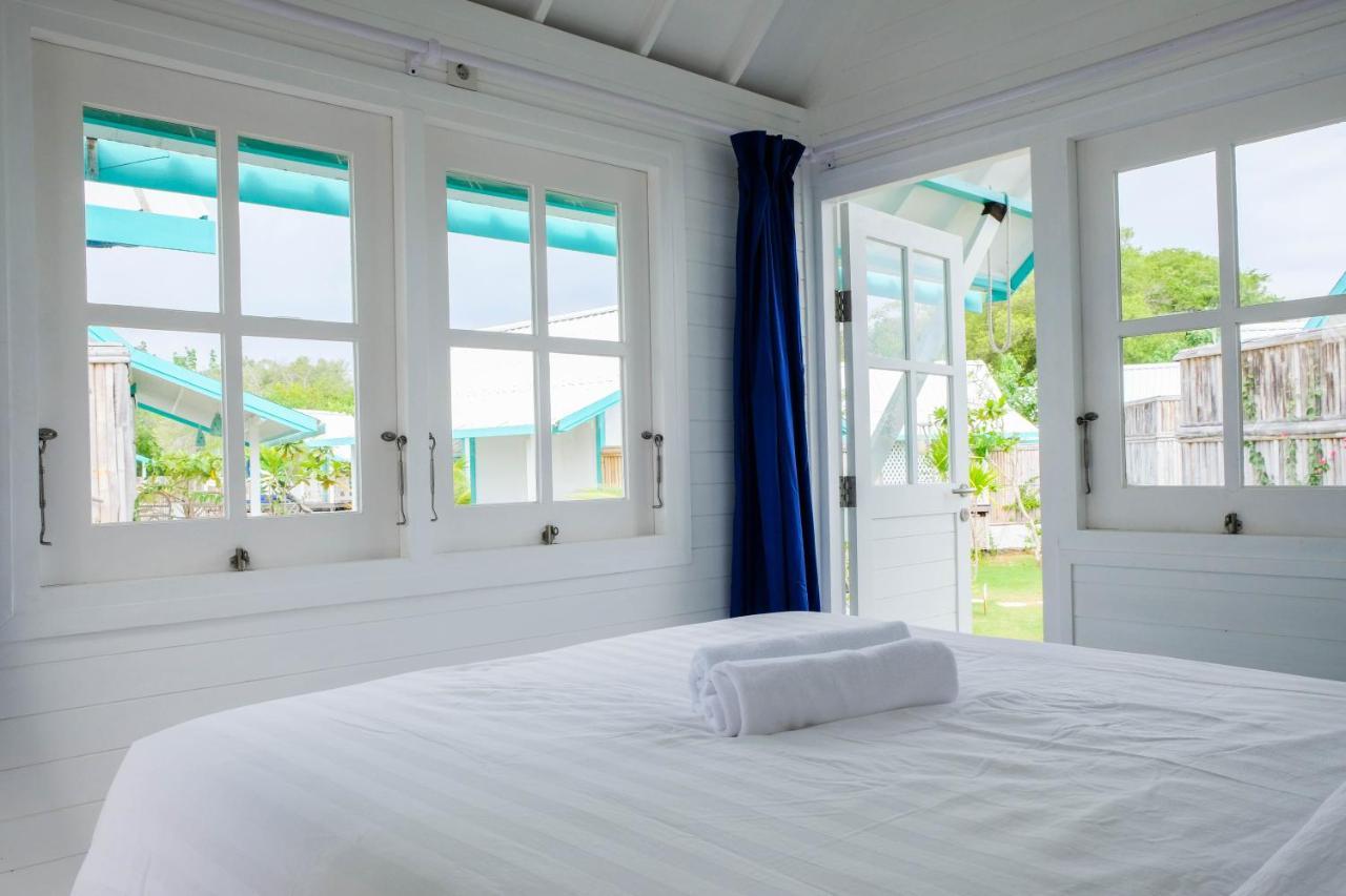 Отель Le Pirate Gili Meno - Adults Only Экстерьер фото