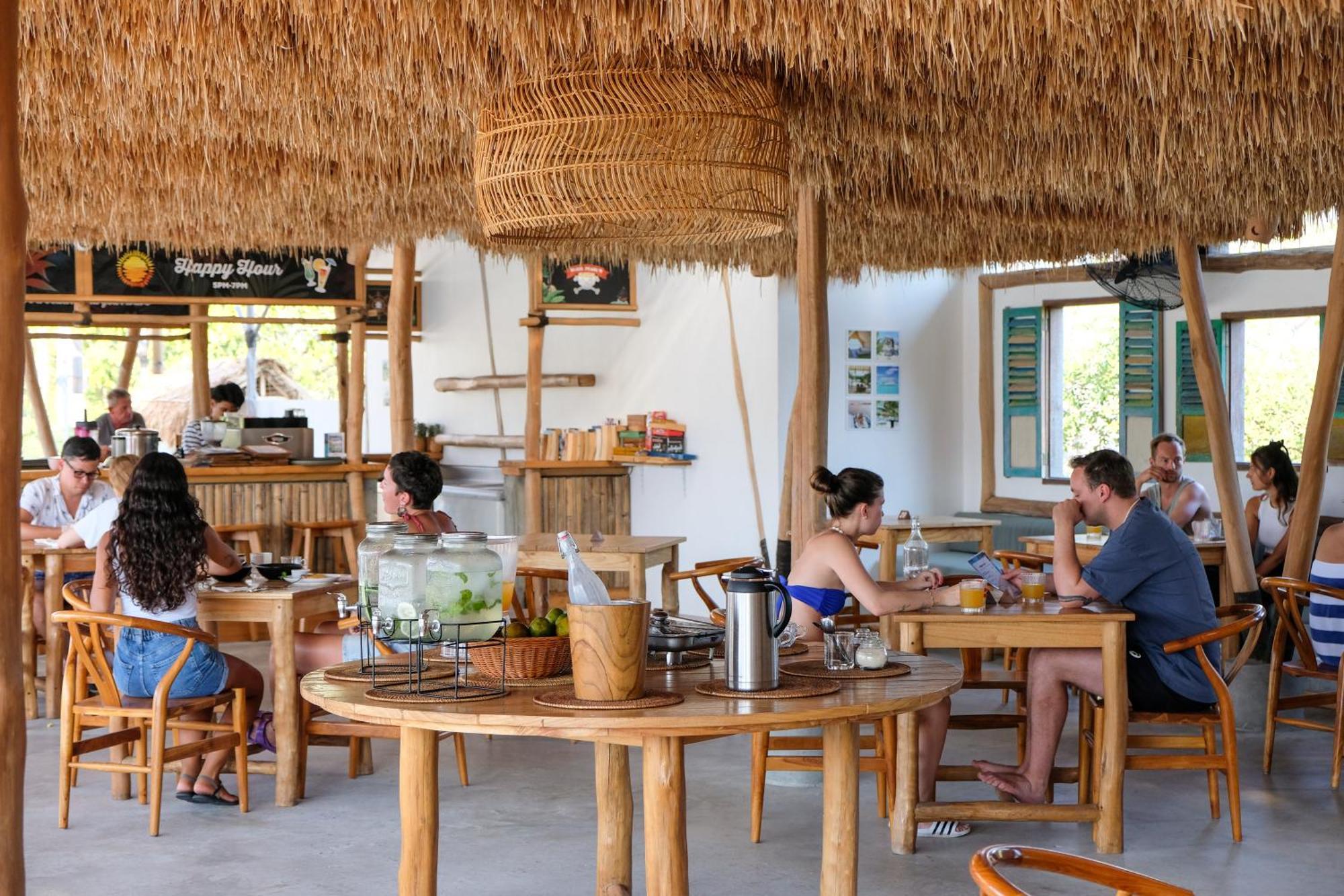 Отель Le Pirate Gili Meno - Adults Only Экстерьер фото