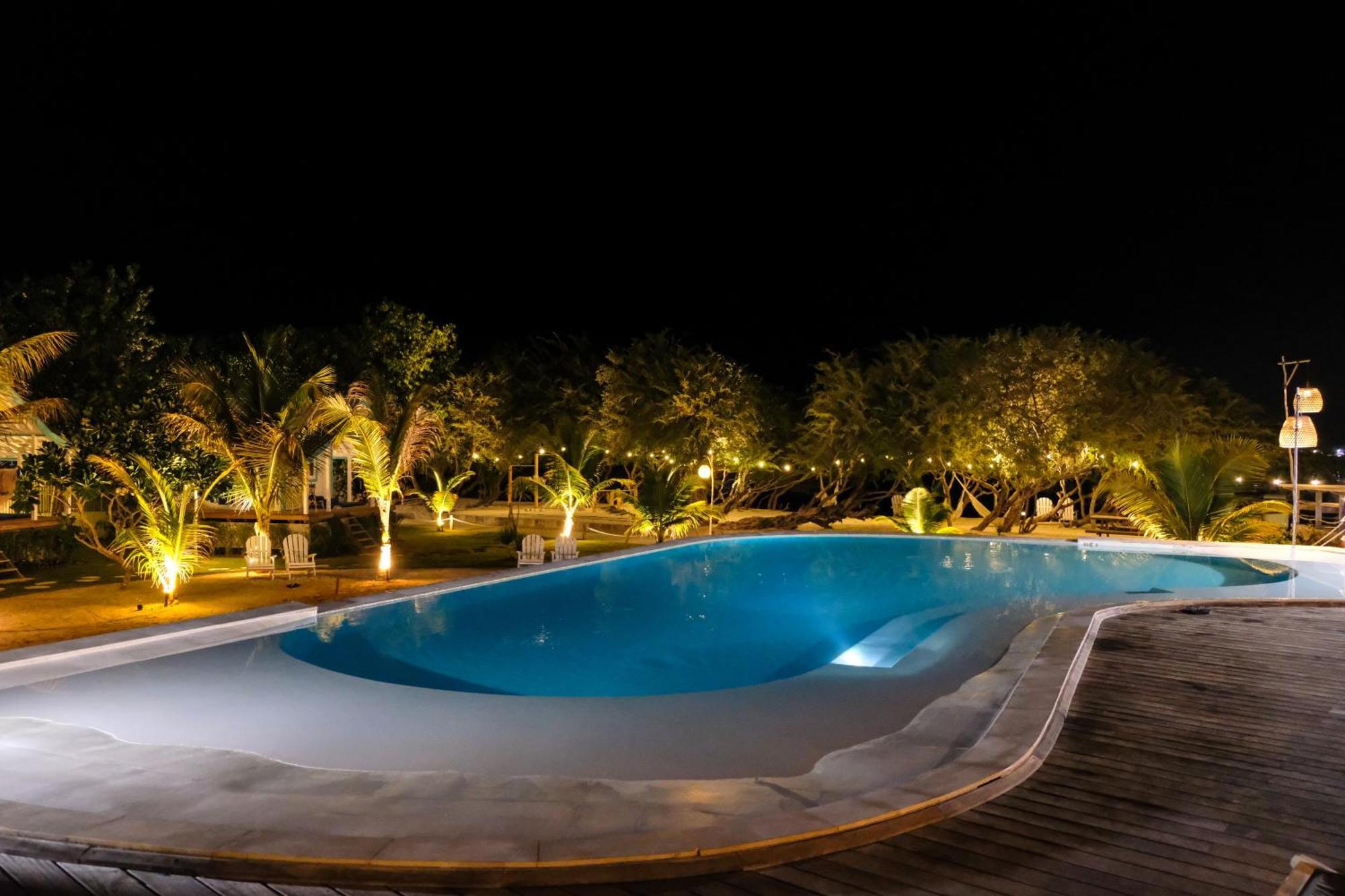 Отель Le Pirate Gili Meno - Adults Only Экстерьер фото